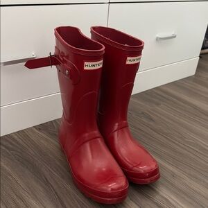 Hunter Classic Cherry Boots